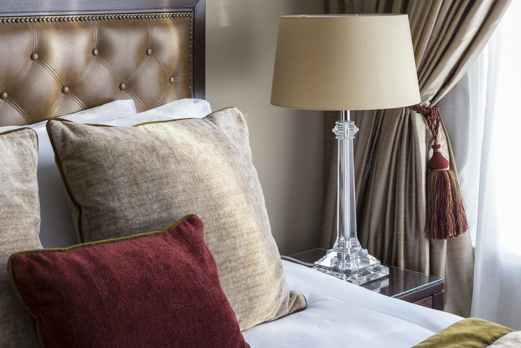 เซนต์ พอล โฮเต็ล Hotel ลอนดอน ภายนอก รูปภาพ